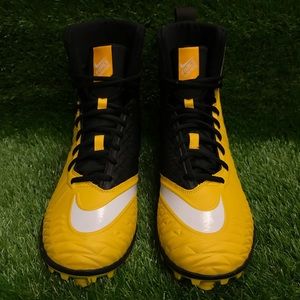 NWOT! Nike Force Savage Football Cleats Size 10